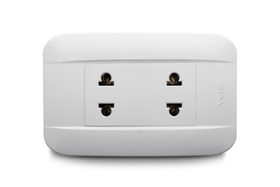 2 Gang Outlet Universal 2P