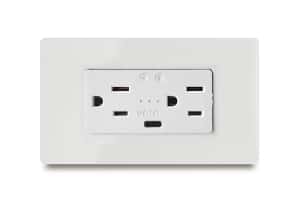 Tomacorriente inteligente doble Amer 2P+E + Toma USB C