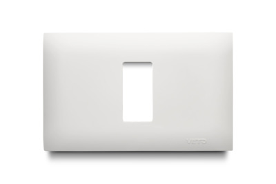 White wall plate